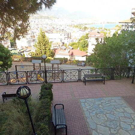Beautiful Sultan House At Cleopatra Beach 1 With Umbrellas, Balcony, Barbecue, Private 100Mbps Wifi, Smart Tv, Table Games, Vip Trans-Fer - Beautiful Apartmenthouse Alanya Exterior photo