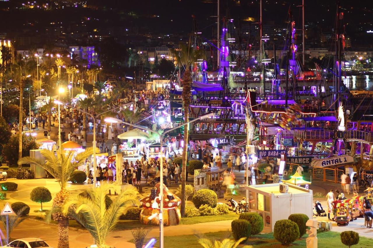 Beautiful Sultan House At Cleopatra Beach 1 With Umbrellas, Balcony, Barbecue, Private 100Mbps Wifi, Smart Tv, Table Games, Vip Trans-Fer - Beautiful Apartmenthouse Alanya Exterior photo