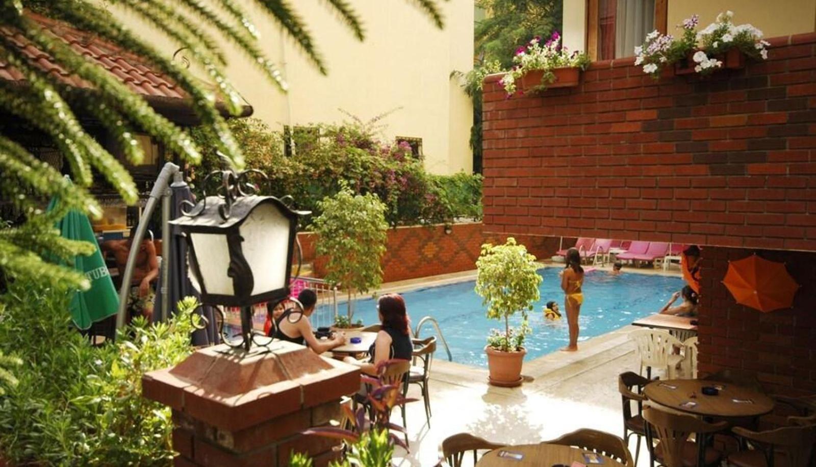 Beautiful Sultan House At Cleopatra Beach 1 With Umbrellas, Balcony, Barbecue, Private 100Mbps Wifi, Smart Tv, Table Games, Vip Trans-Fer - Beautiful Apartmenthouse Alanya Exterior photo